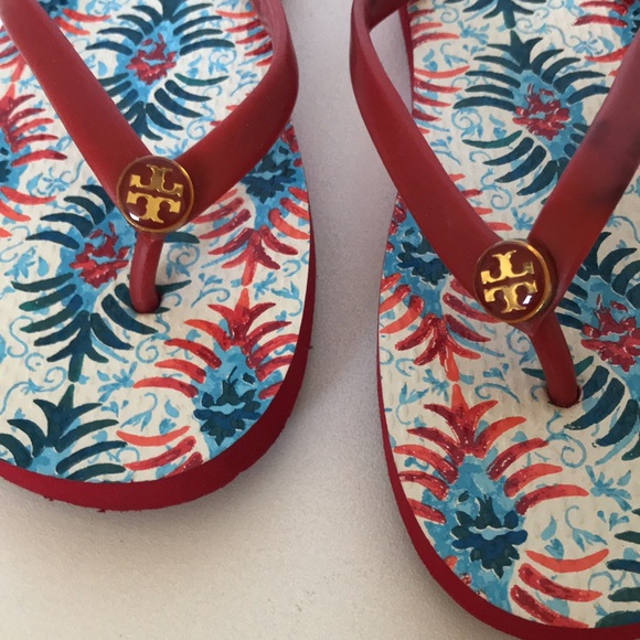 Tory Burch colorful flip flops size 7 - Picture 3 of 6